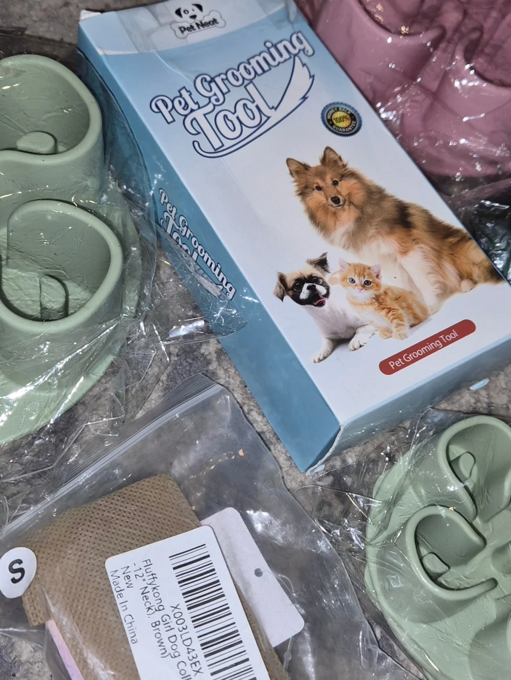 Dog Pet Grooming Slow Feeder Puzzle Toys, Collars, Tooth Brushes - Green & Pink
